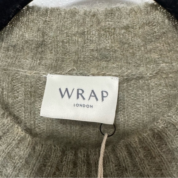 NWT Wrap London Baby Alpaca Wool Sweater Baloon Sleeves in Sage Green Size 14 - Picture 3 of 9